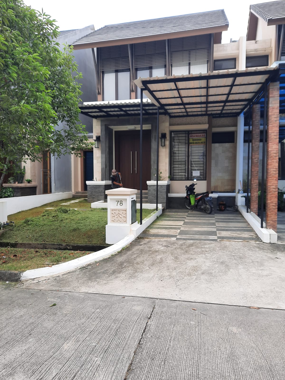 Rumah Disewakan Semi Furnished di Cluster Forest Green Lippo Cikarang